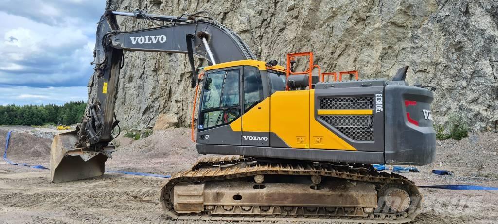 Volvo EC 300 EL Paletli ekskavatörler