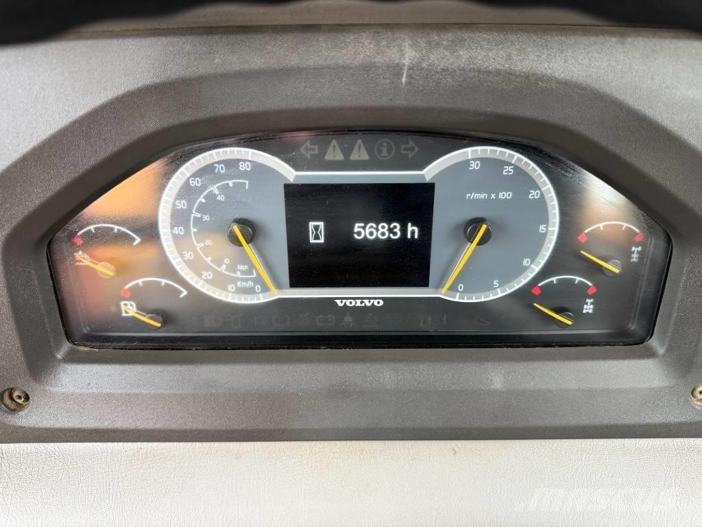 Volvo A 30 G Belden kirma kaya kamyonu