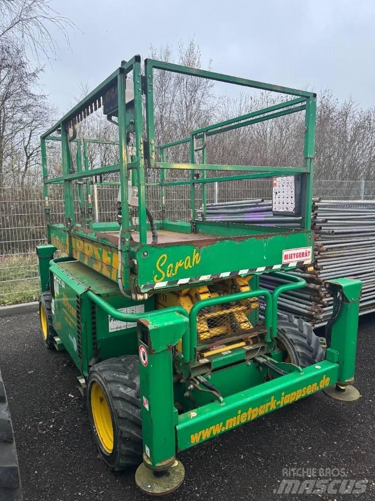 SkyJack SJ 6826 RT Makasli platformlar