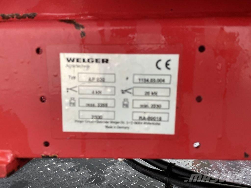 Welger AP 830 Küp balya makinalari