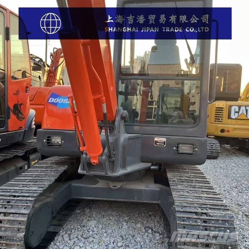 Doosan DH 55 Mini ekskavatörler, 7 tona dek