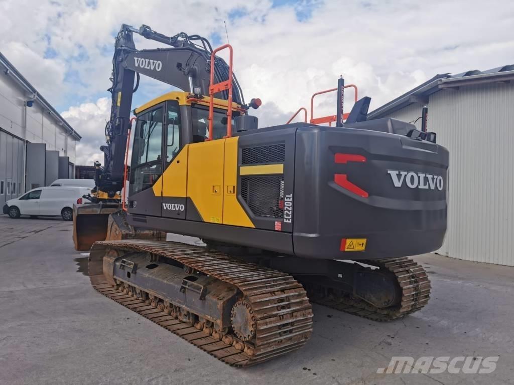 Volvo EC 220 EL Paletli ekskavatörler