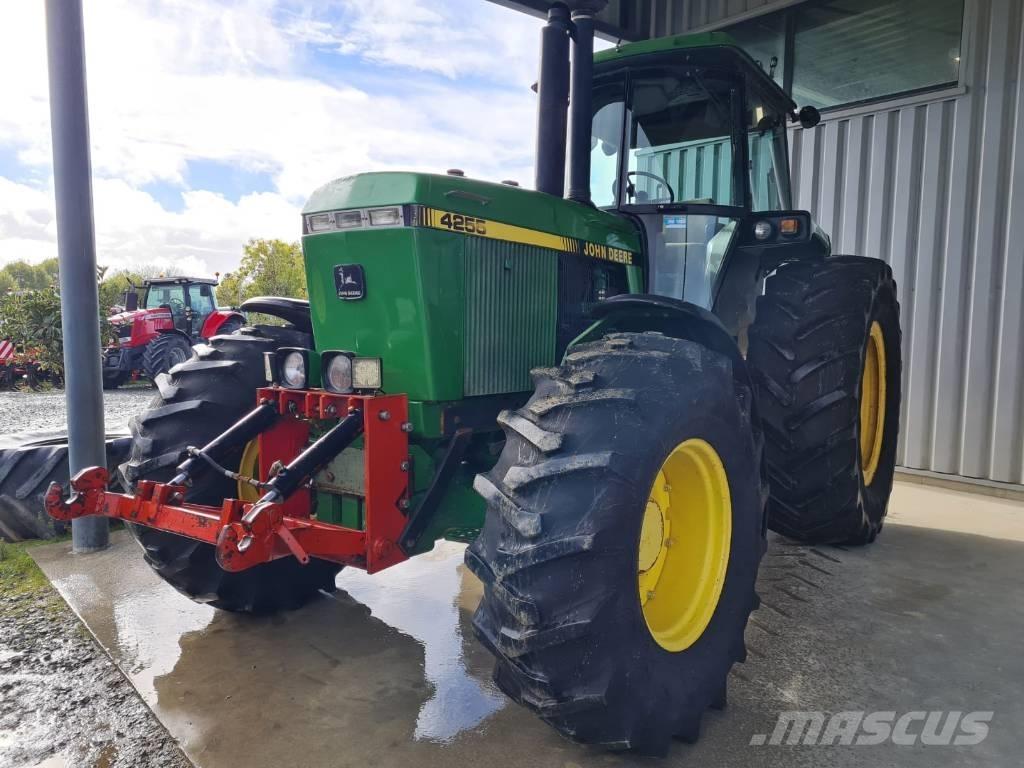 John Deere 4255 Traktörler
