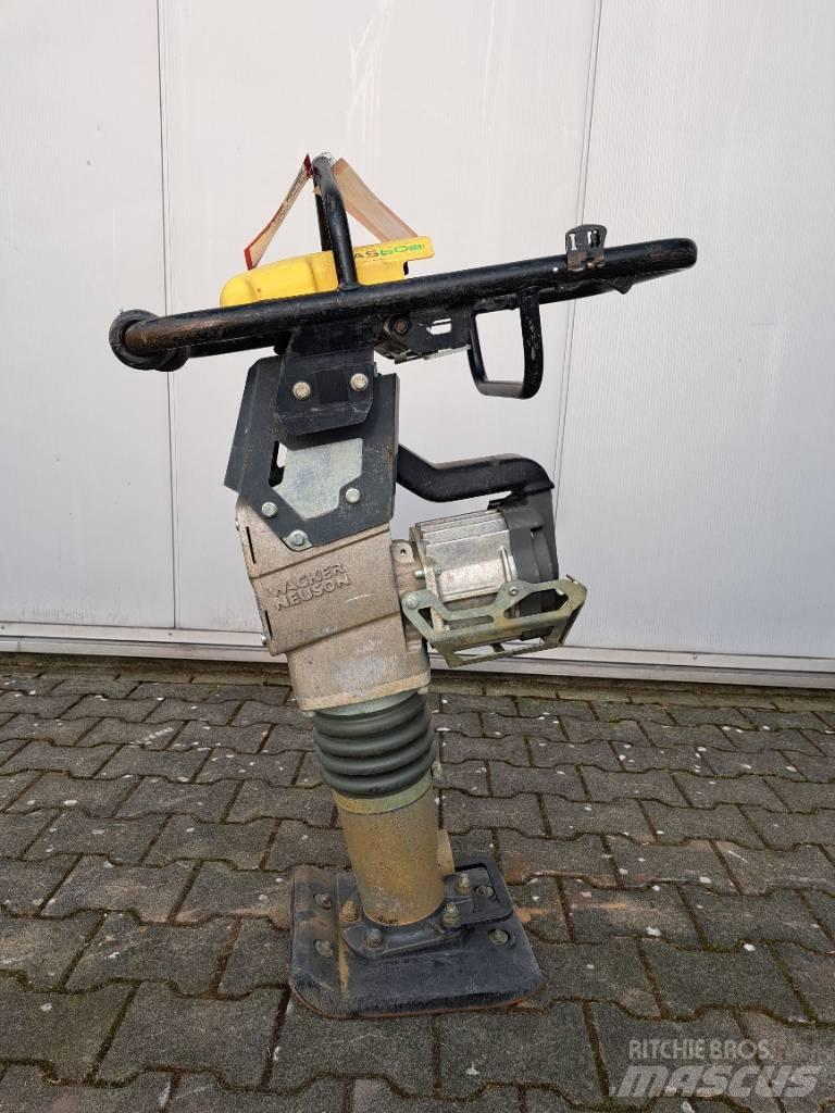 Wacker Neuson AS60e Sıkıştırma tokmakları