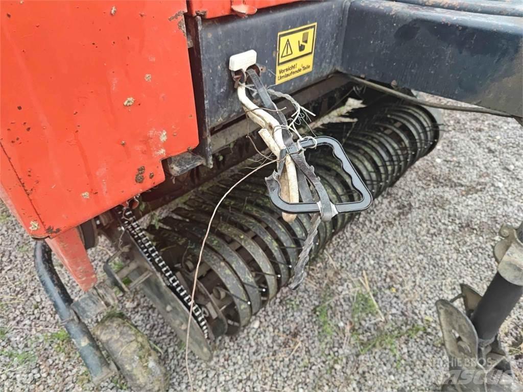 Deutz-Fahr E390 Kendi yükler römorklar