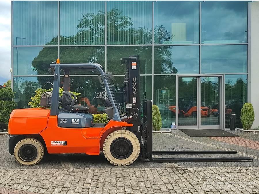 Toyota 02-7FGA50 LPG'li forkliftler