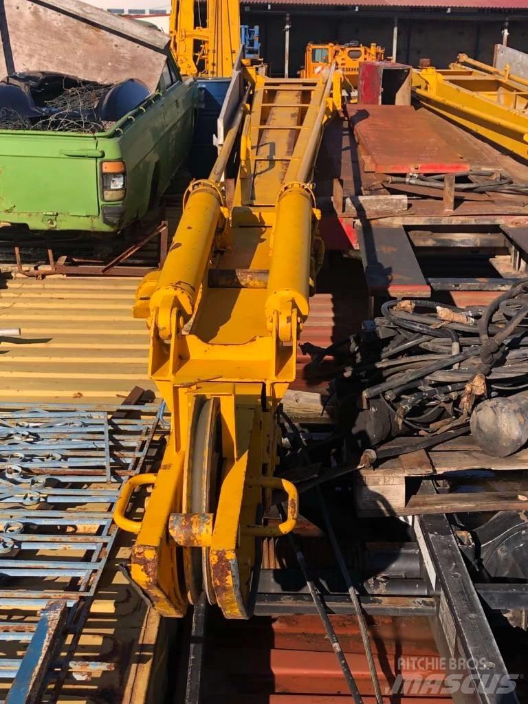 Kobelco RK 450 Arazi Tipi Vinçler (RT)
