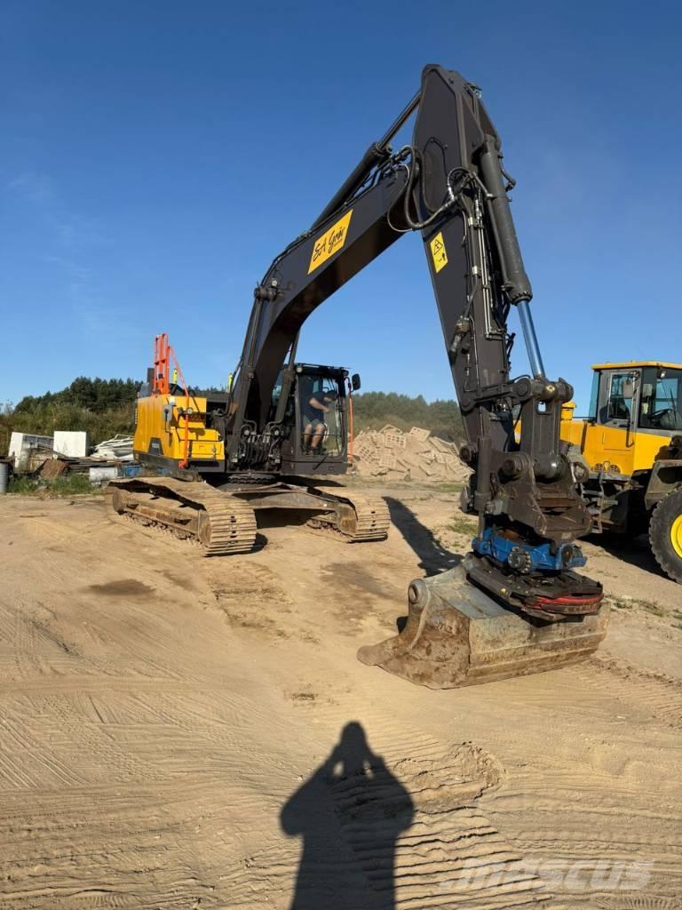 Volvo EC 250 EL Paletli ekskavatörler