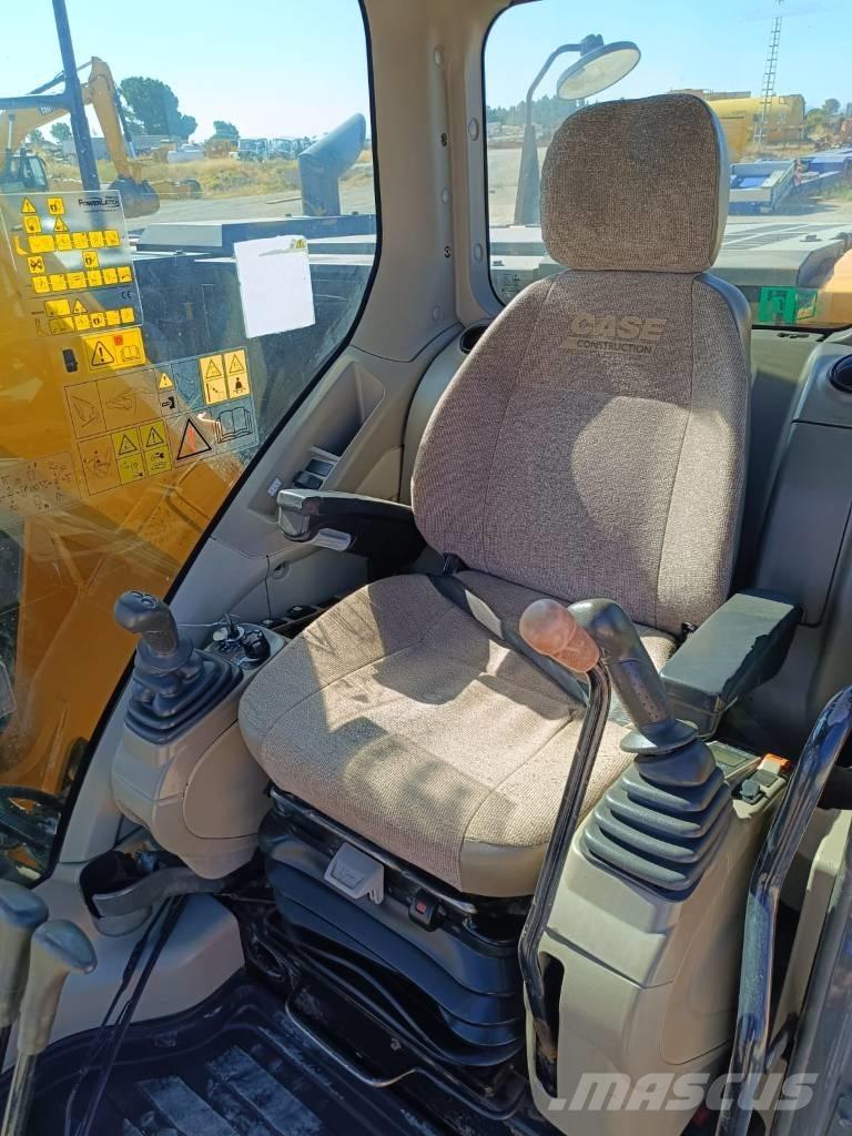 CASE CX 235 C SR Paletli ekskavatörler