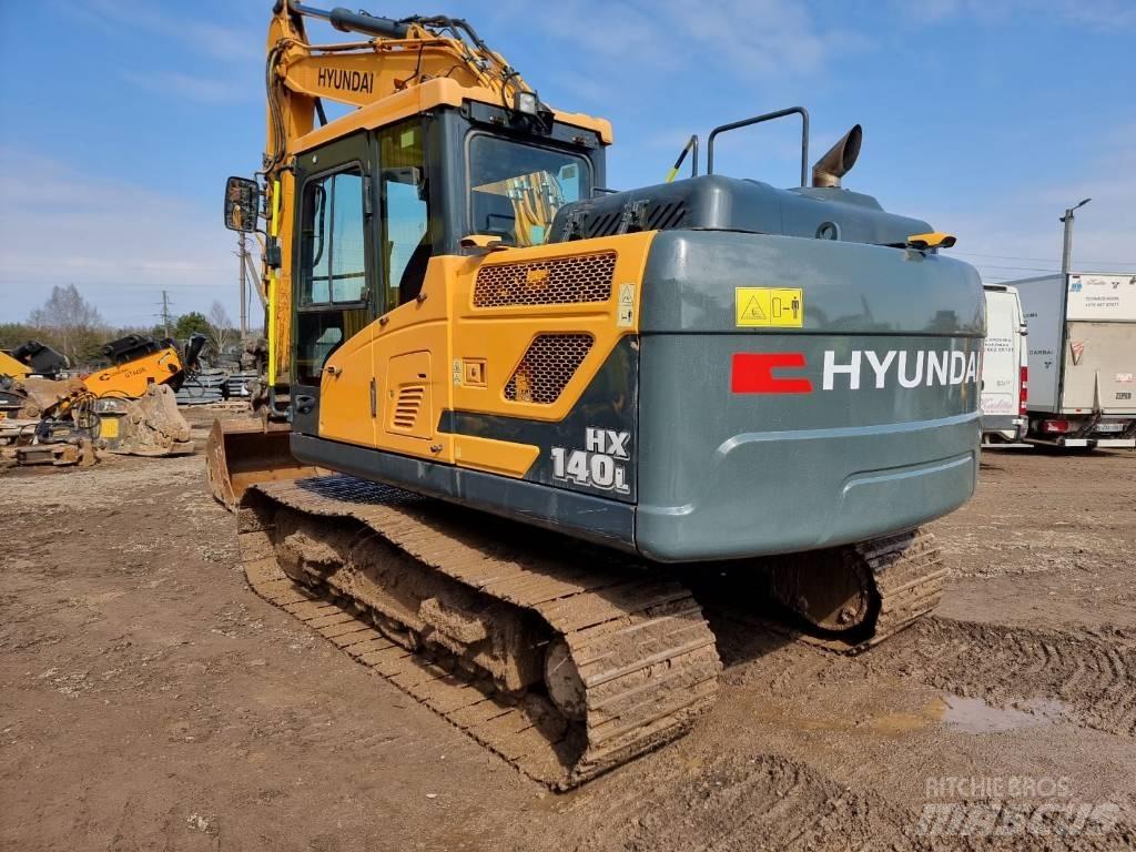 Hyundai HX 140 L Paletli ekskavatörler