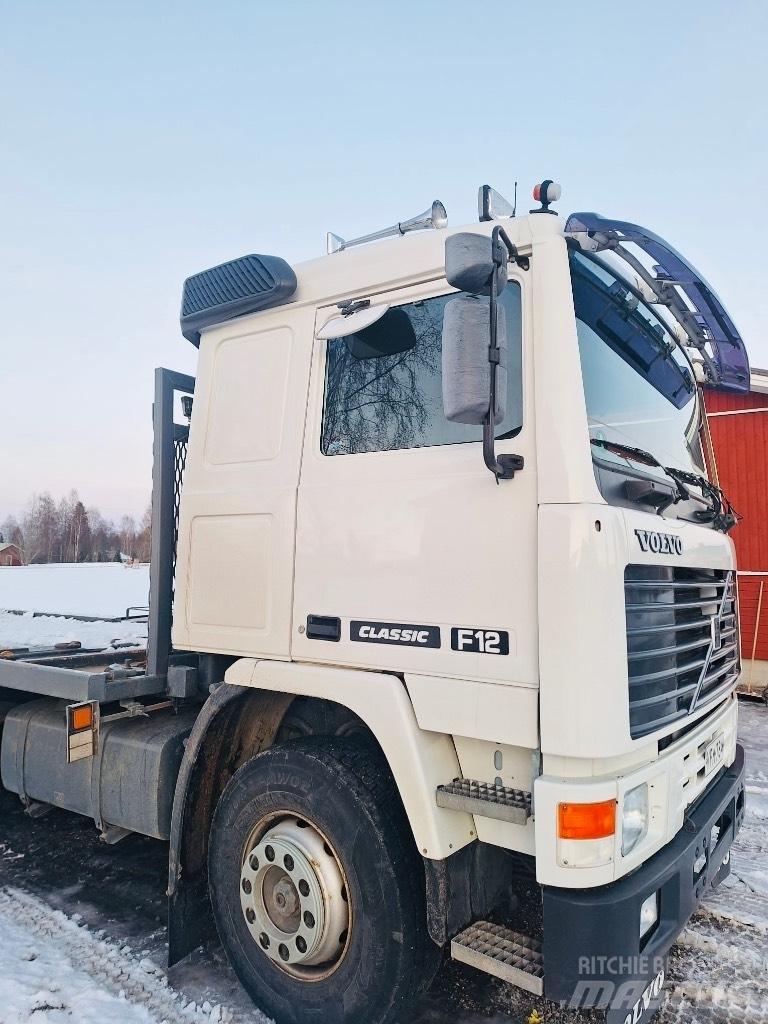 Volvo F 12 Flatbed kamyonlar
