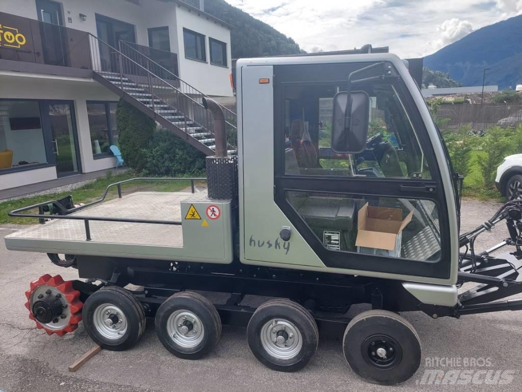 Prinoth Husky Diger