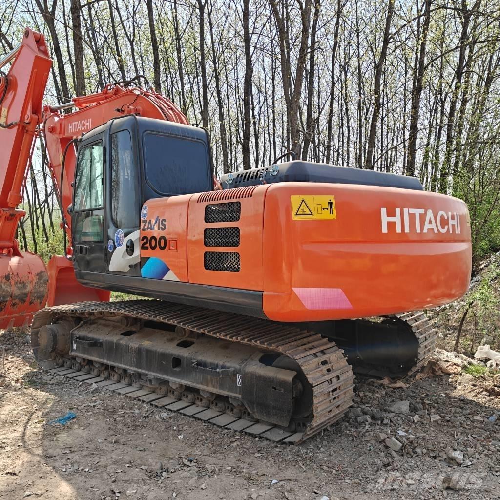 Hitachi ZX200 Paletli ekskavatörler