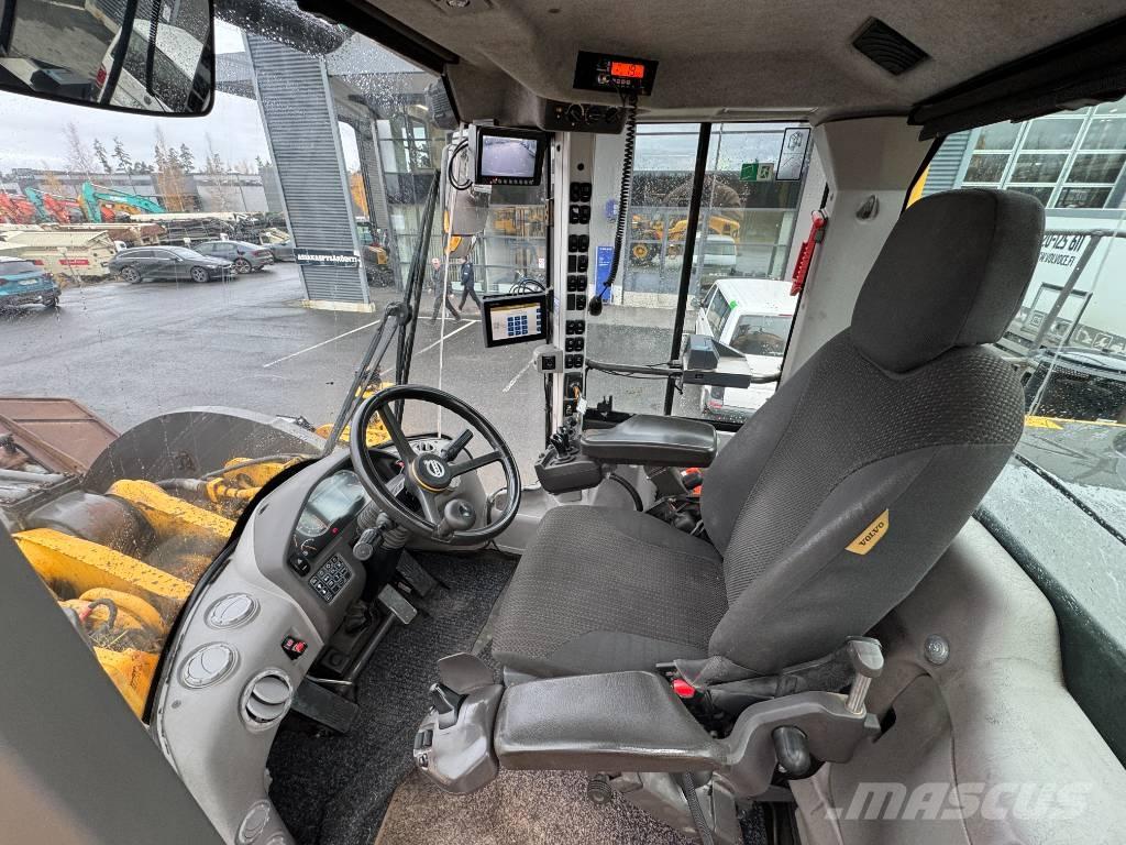Volvo L 250 H Tekerlekli yükleyiciler