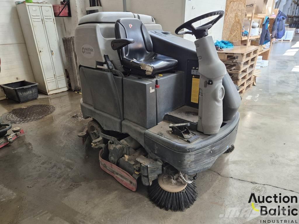 Nilfisk SC6500 Cadde süpürücüler