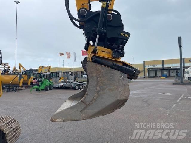 JCB 140 X Paletli ekskavatörler