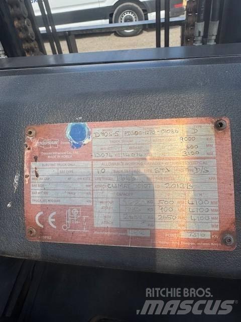 Doosan D 90 S-5 Dizel forkliftler