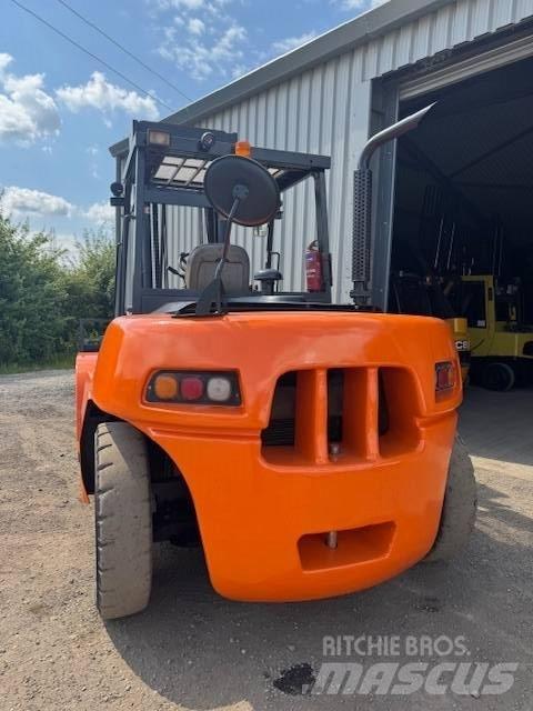 Doosan D 90 S-5 Dizel forkliftler