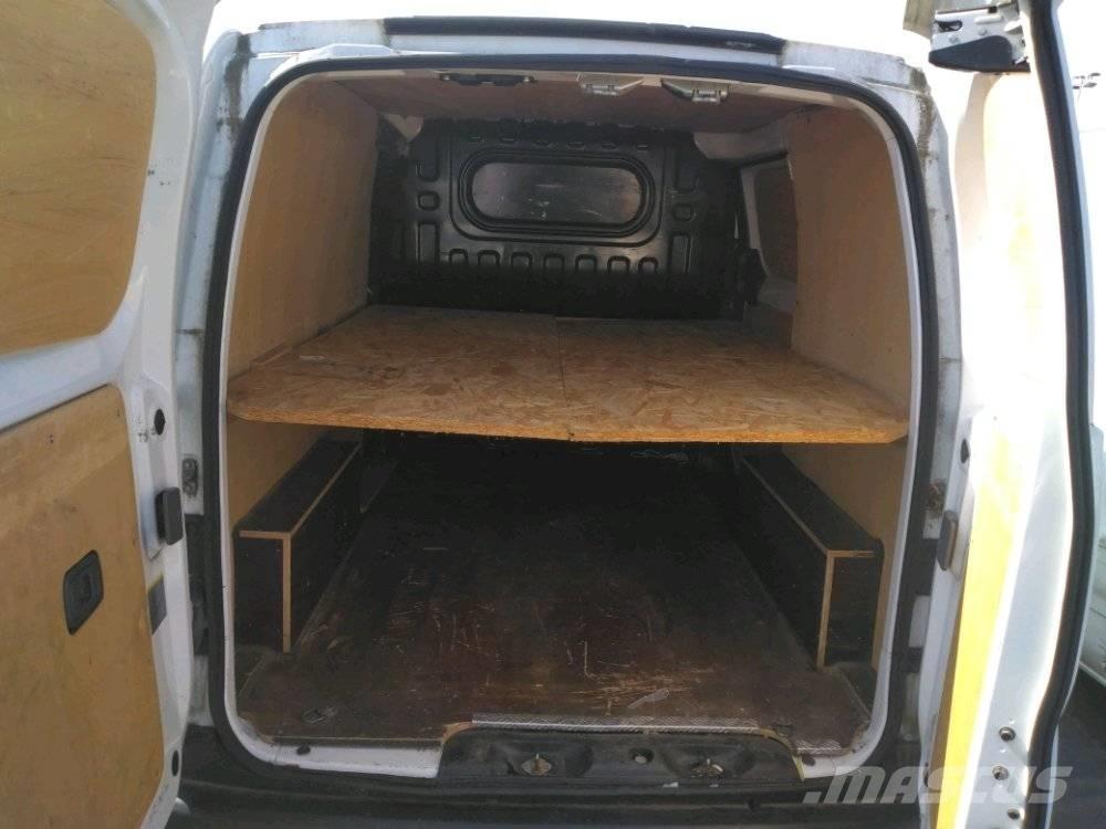 Nissan NV 200 Panel vanlar