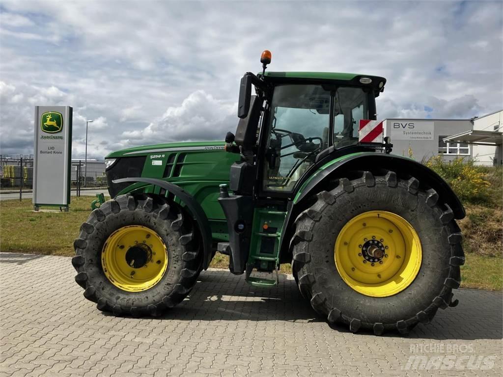 John Deere 6250R Traktörler