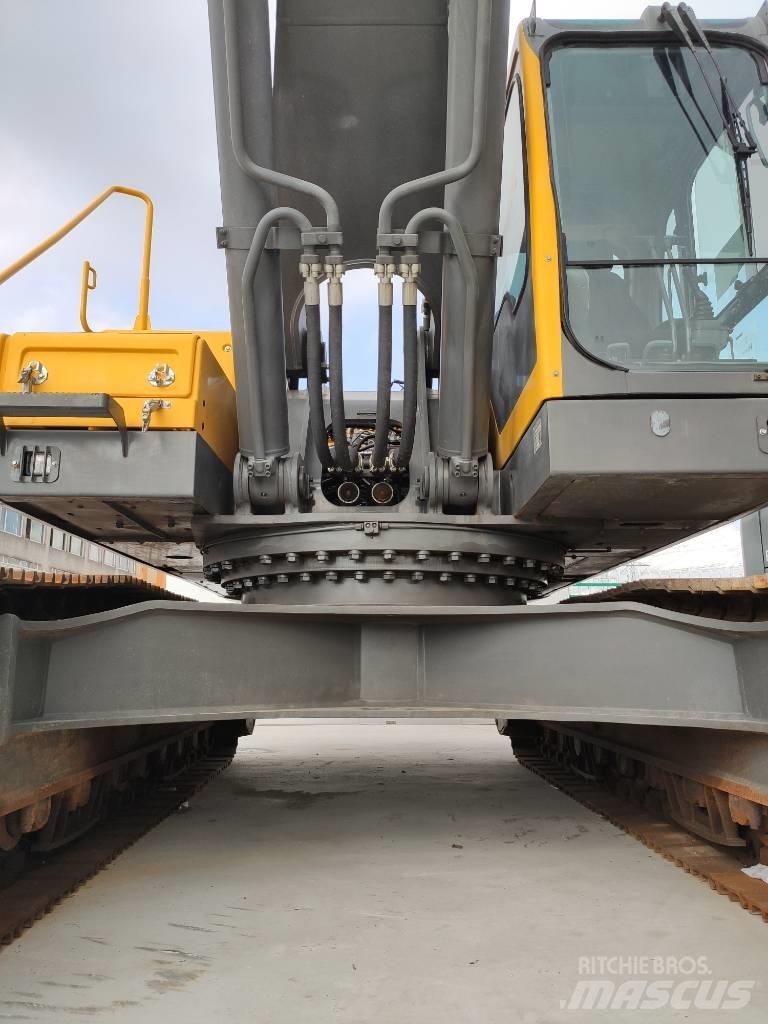 Volvo EC 460 B LC Paletli ekskavatörler