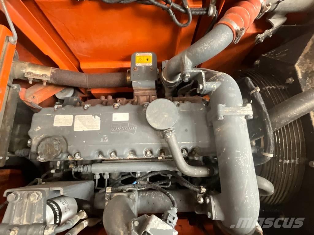 Doosan DX 235 LCR Paletli ekskavatörler