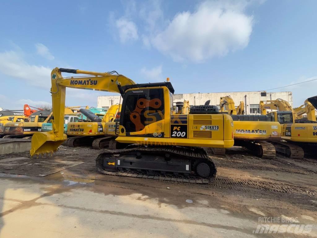 Komatsu PC 200-8N1 Paletli ekskavatörler