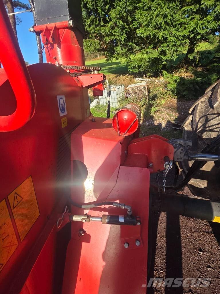 Valtra T 163 Orman traktörleri