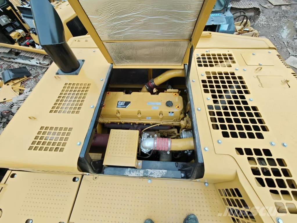 CAT 349 D L Paletli ekskavatörler
