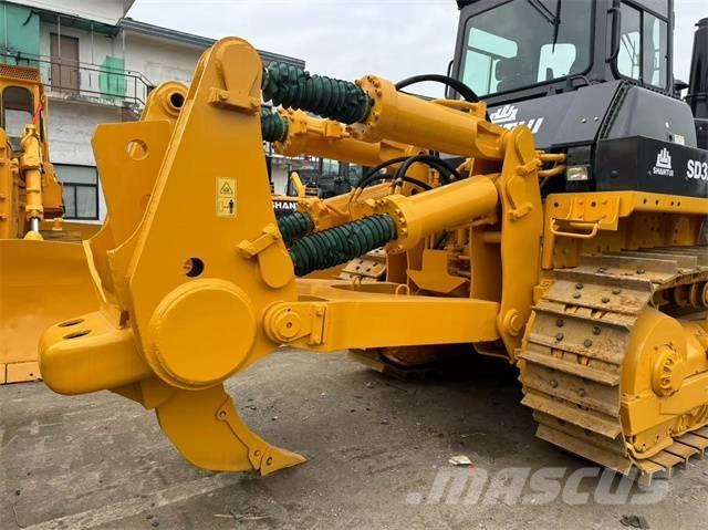 Shantui SD 32 Paletli dozerler