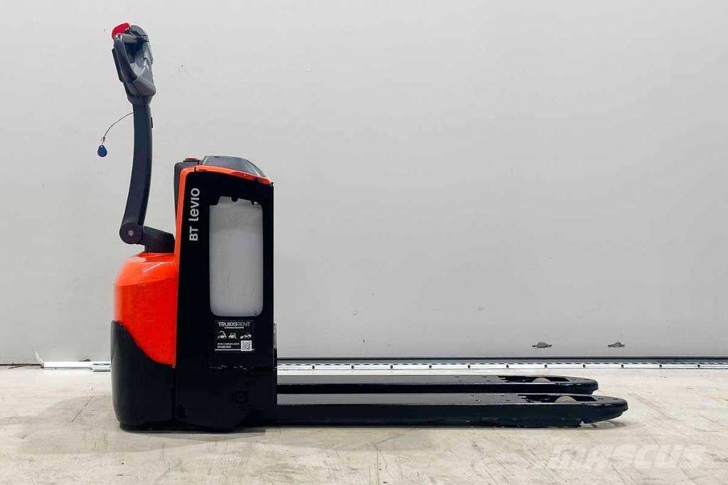 Toyota LWE 200 Düsük seviye kaldirici