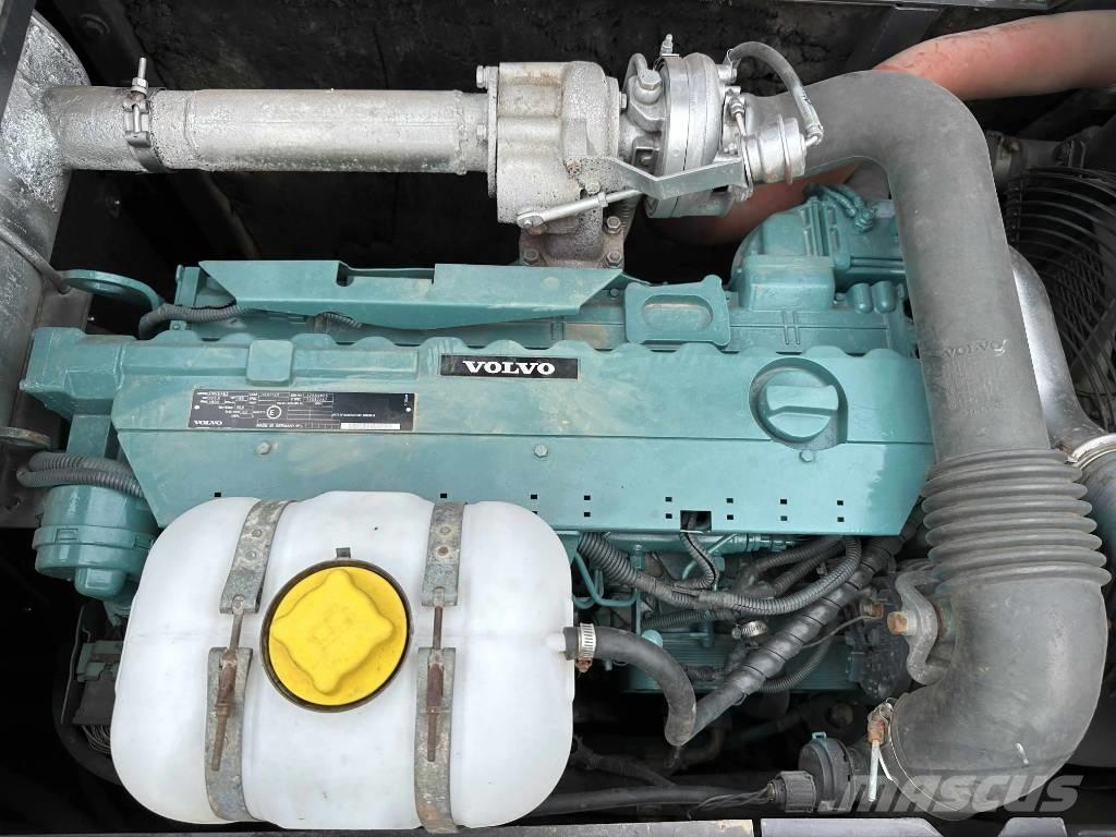 Volvo EC210D Paletli ekskavatörler