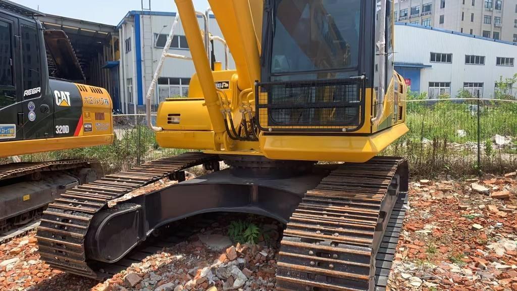 Komatsu PC 120 LC-3 Paletli ekskavatörler