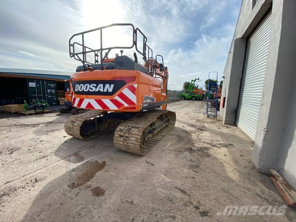 Doosan DX 160 LC Paletli ekskavatörler
