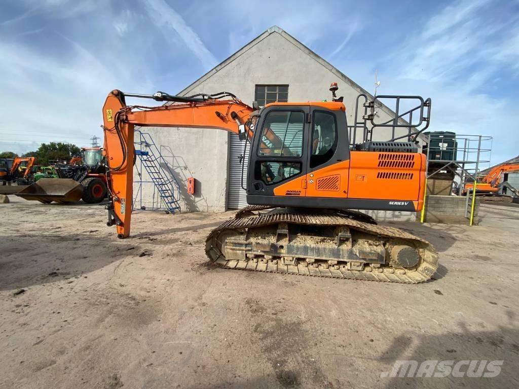 Doosan DX 160 LC Paletli ekskavatörler