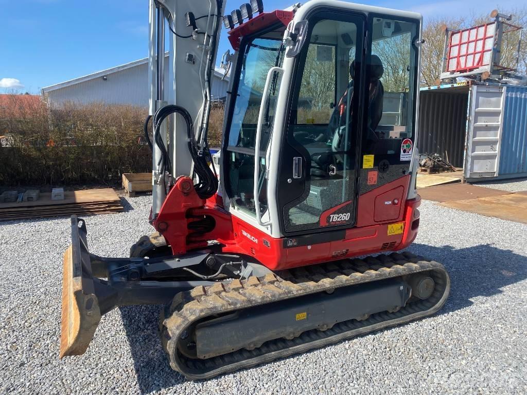 Takeuchi TB 260 Mini ekskavatörler, 7 tona dek