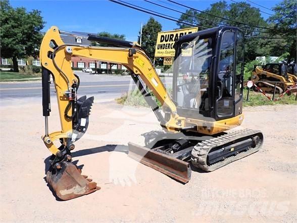 CAT 302.7D CR Mini ekskavatörler, 7 tona dek