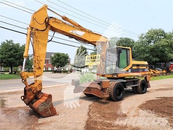 CAT M320 Lastik tekerli ekskavatörler