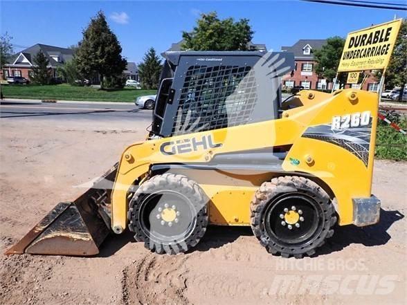 Gehl R260 Skid steer loderler