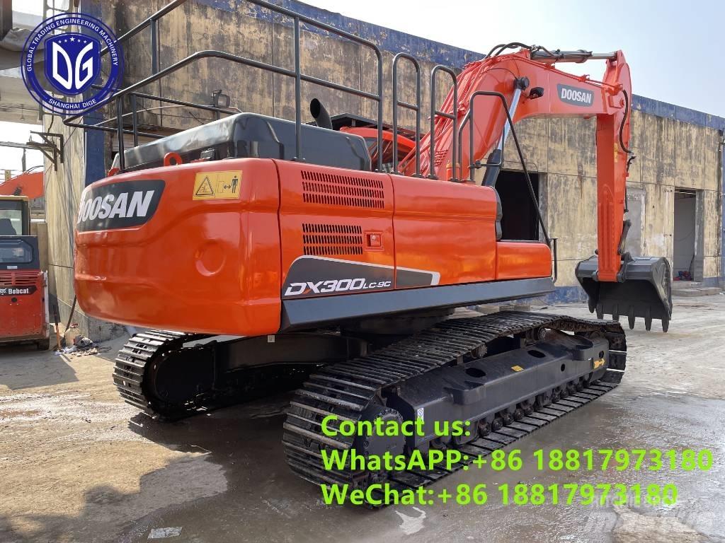Doosan DX 300 LC Paletli ekskavatörler