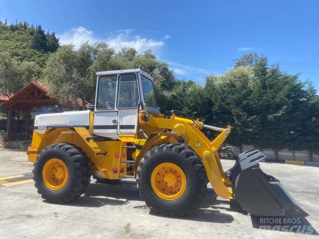 International 520A Tekerlekli yükleyiciler