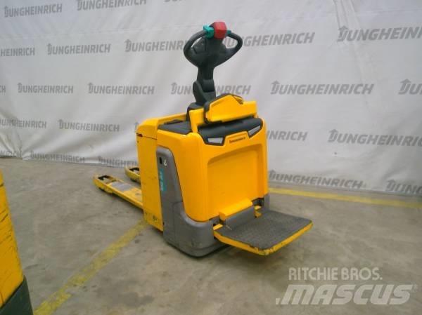 Jungheinrich ERE 225 Düsük seviye platformu