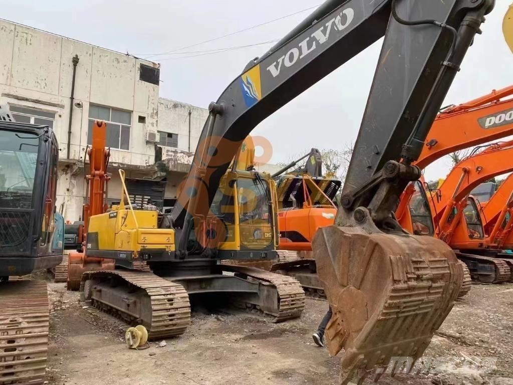 Volvo EC 240 D Paletli ekskavatörler