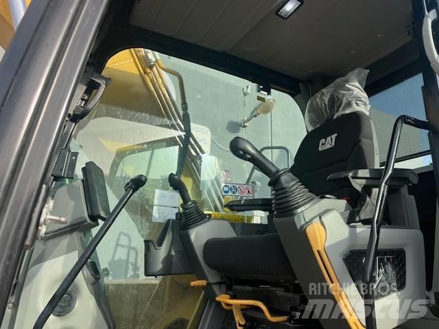 CAT 317 Paletli ekskavatörler