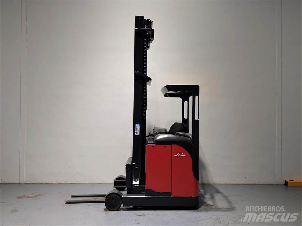 Linde R14HD Reach truck - depo içi istif araçları