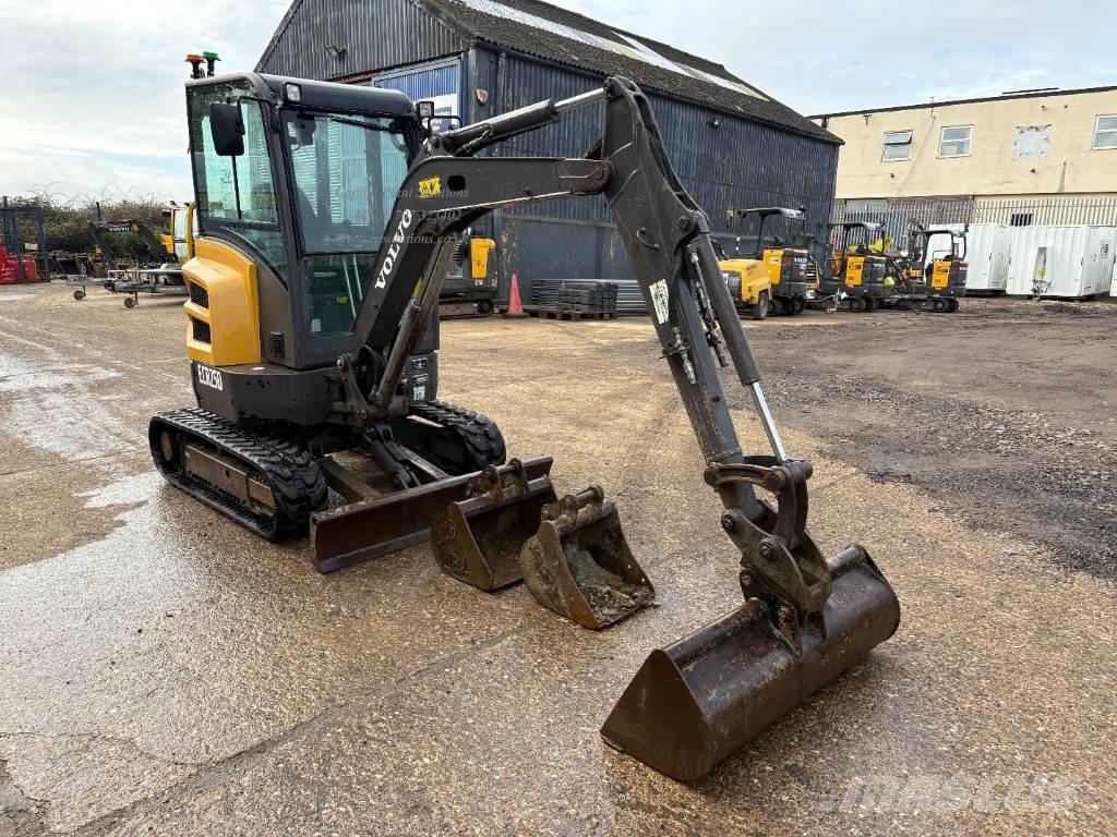 Volvo ECR 25 D Mini ekskavatörler, 7 tona dek