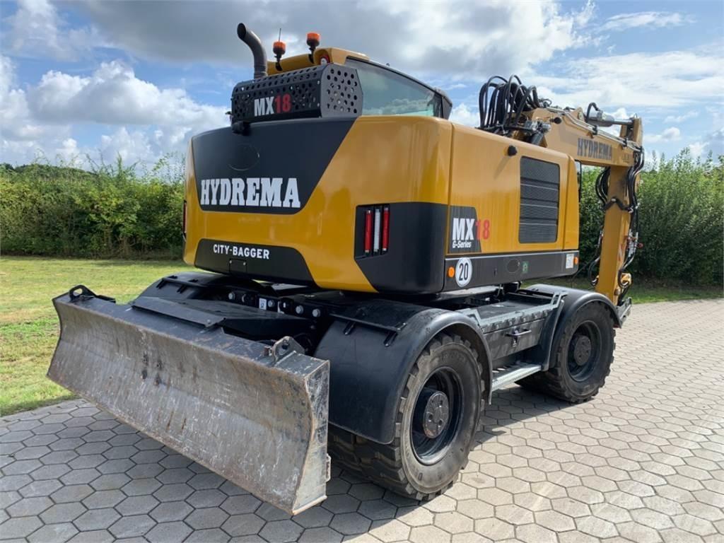 Hydrema MX18G Lastik tekerli ekskavatörler