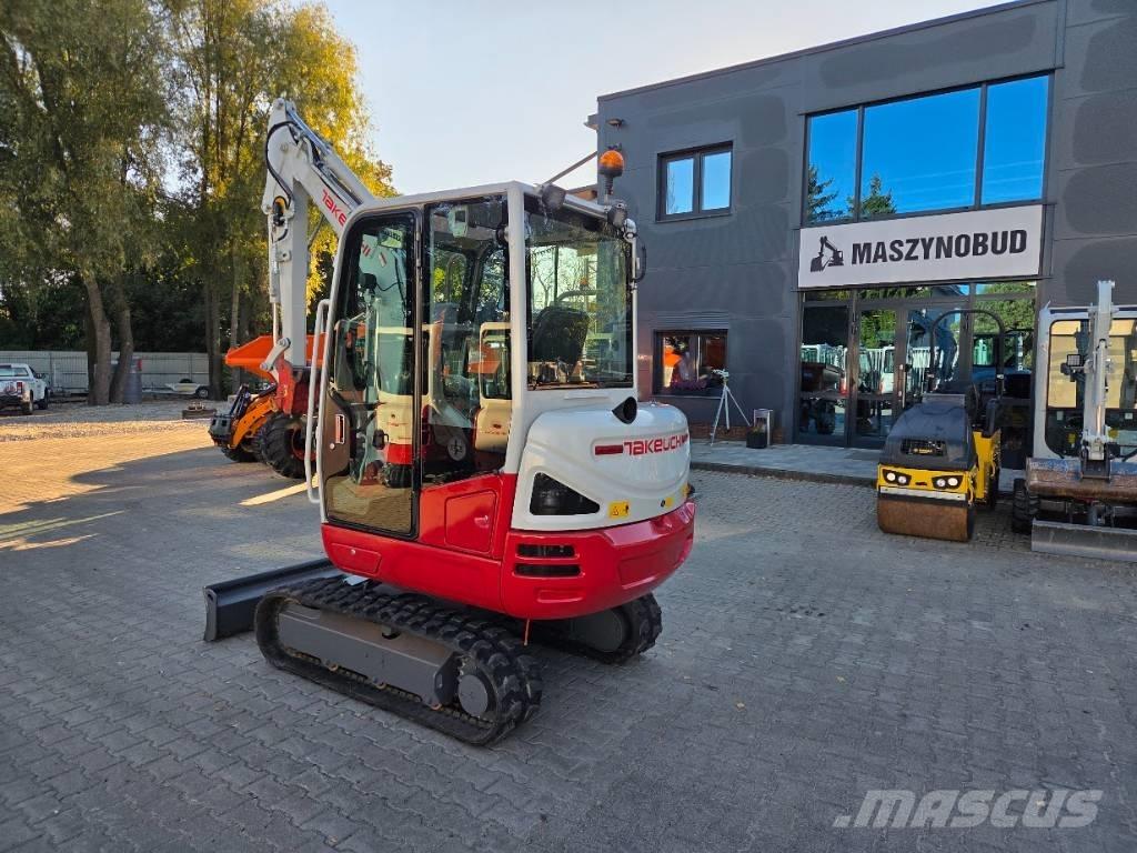 Takeuchi TB230 + HS03 Mini ekskavatörler, 7 tona dek