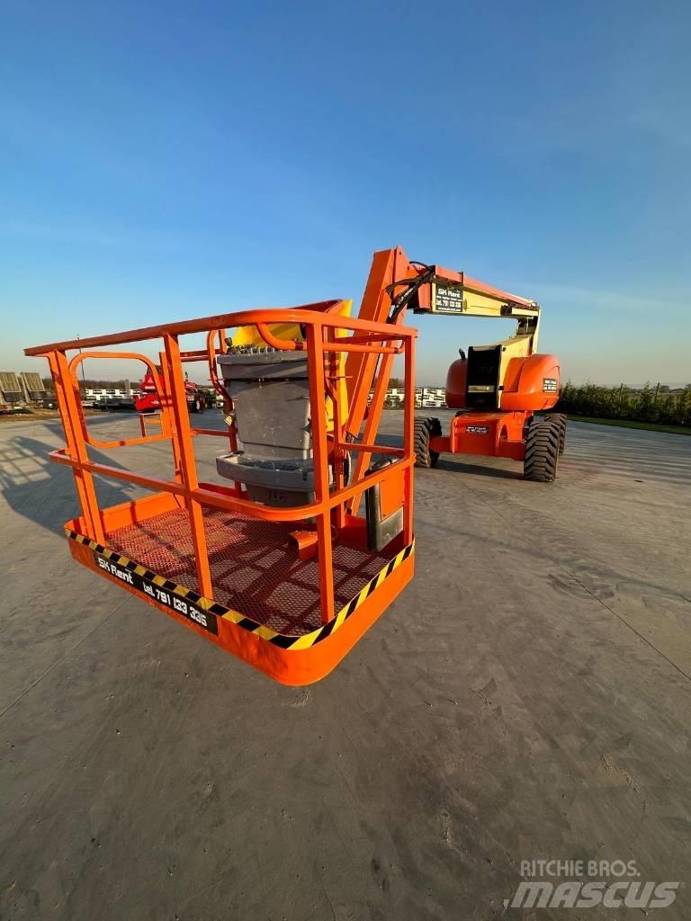 JLG 800 AJ Körüklü personel platformları