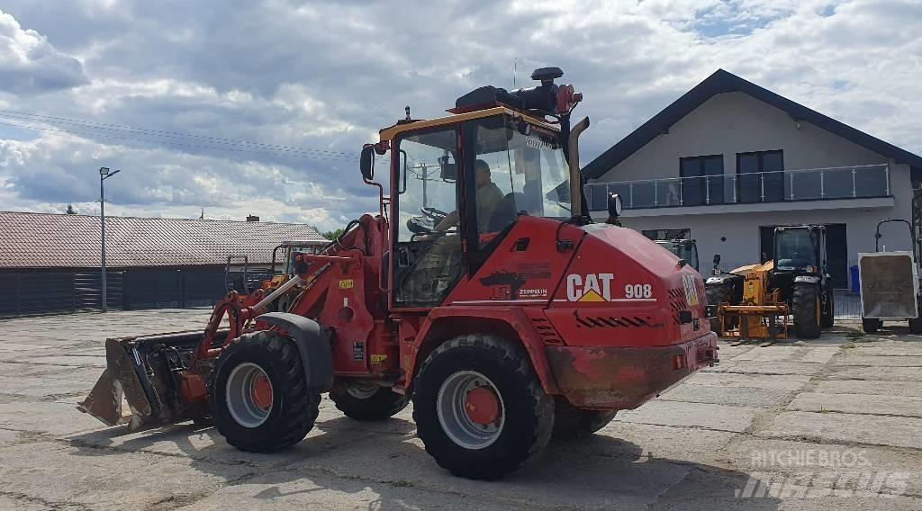 CAT 908 Tekerlekli yükleyiciler